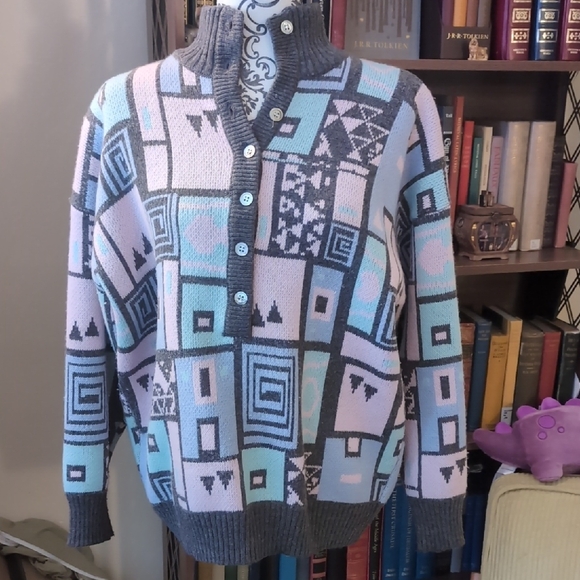 Vintage Geometric Pastel And Grey Pullover Sweater - Picture 1 of 6